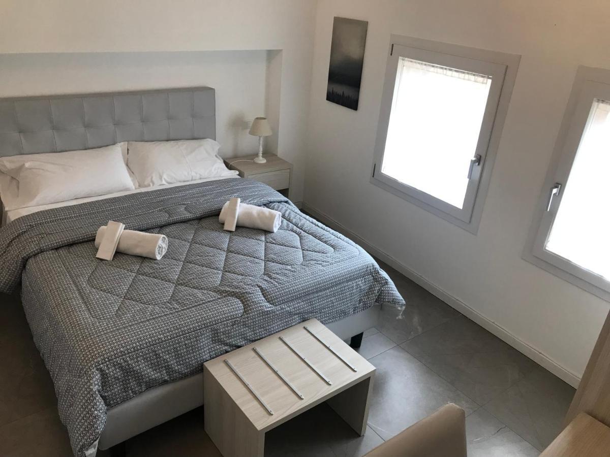 La Corte Del Sant'Orsola Rooms 博洛尼亚 外观 照片