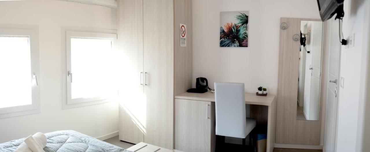 La Corte Del Sant'Orsola Rooms 博洛尼亚 外观 照片