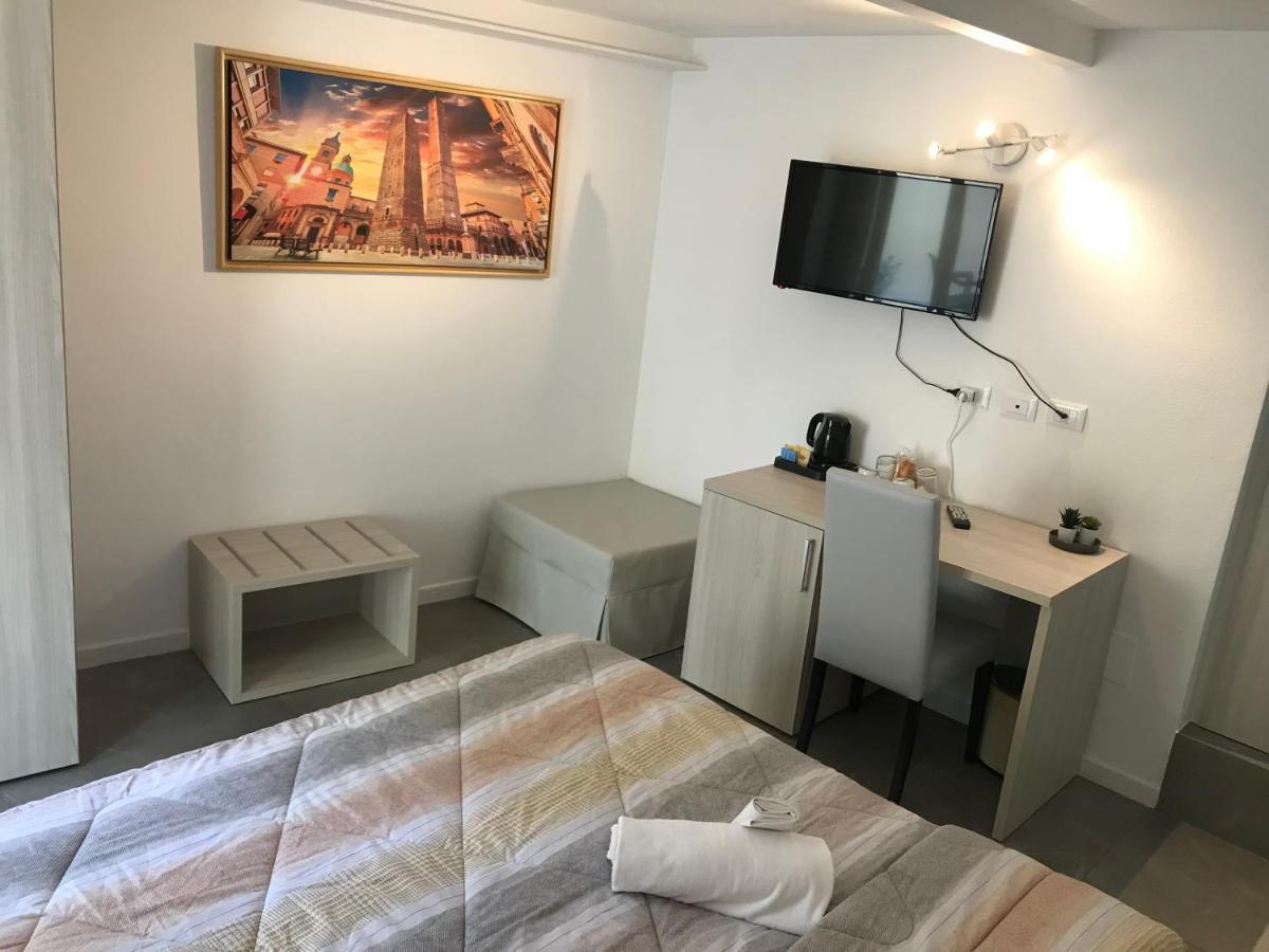La Corte Del Sant'Orsola Rooms 博洛尼亚 外观 照片